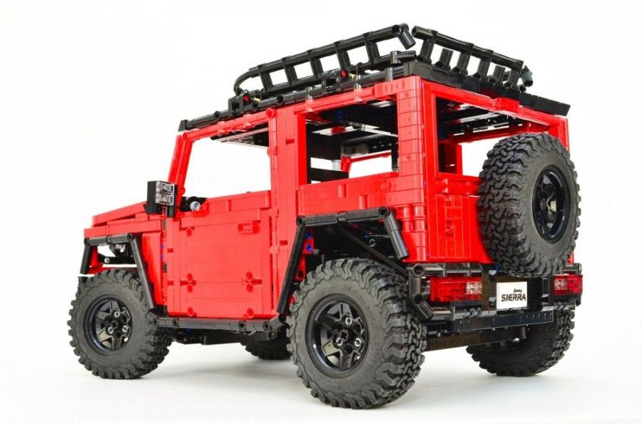  Suzuki Jimny by LEGO 2019 года  (фото 4 из 6)